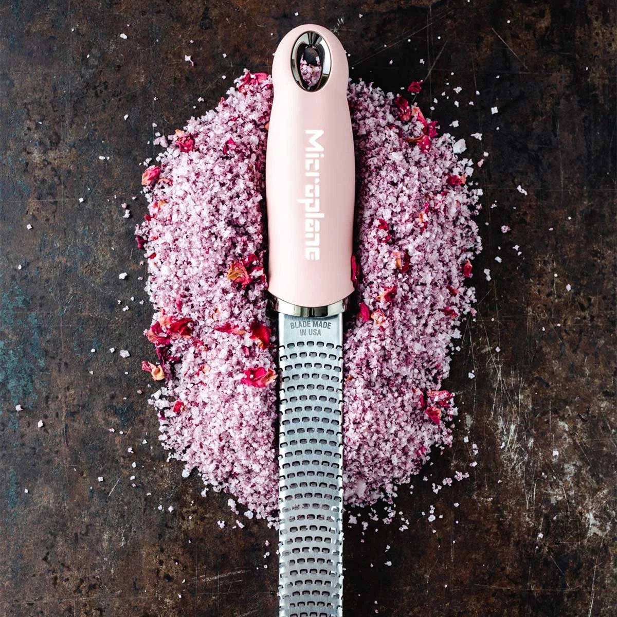 Microplane Premium Reibe / Zester, Altrosa 5 Microplane Premium Reibe / Zester, Altrosa – Bild 3