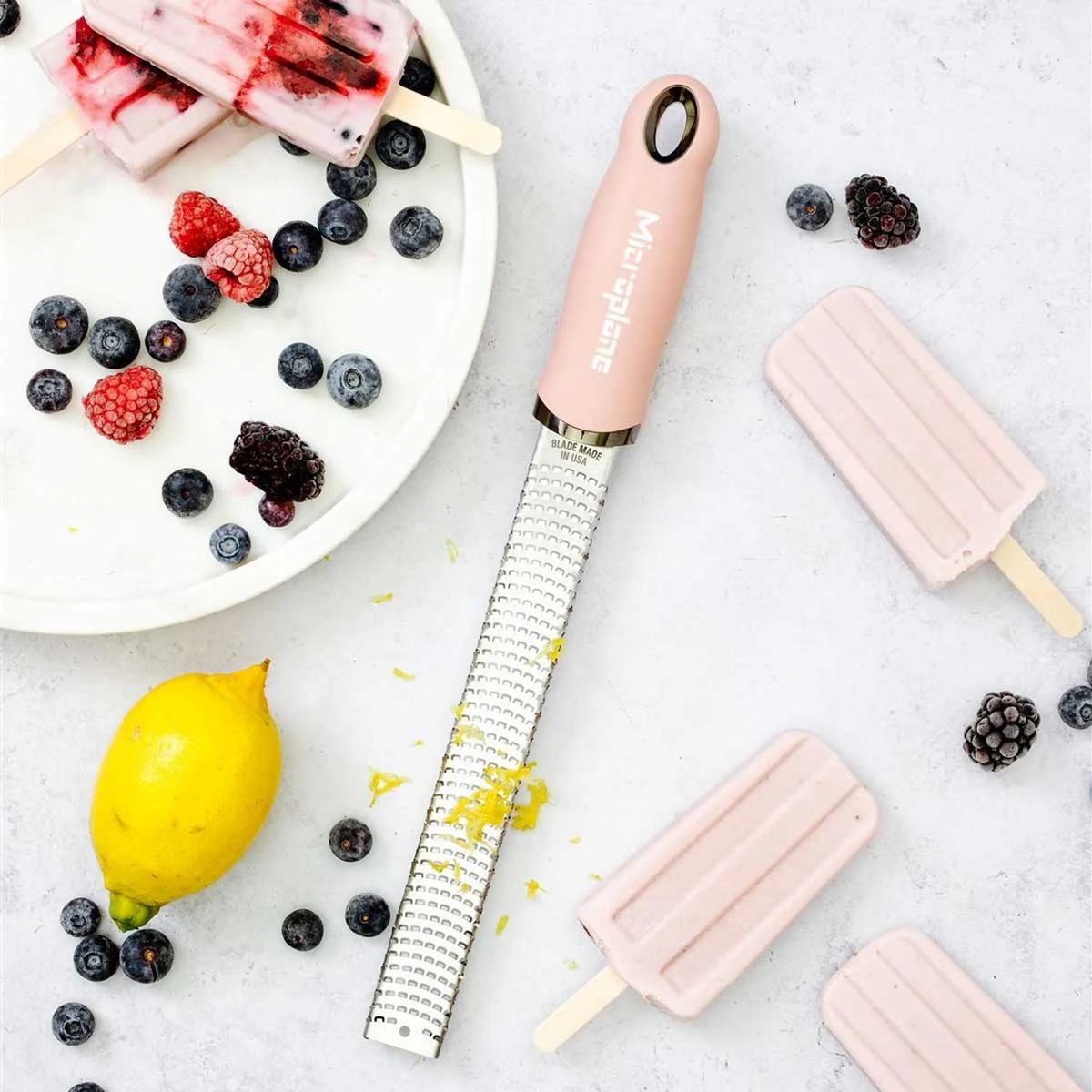 Microplane Premium Reibe / Zester, Altrosa 3 Microplane Premium Reibe / Zester, Altrosa