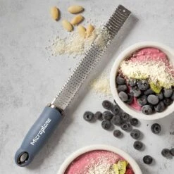 Microplane Premium Reibe / Zester, Denim Blau 11 Microplane Premium Reibe / Zester, Denim Blau -Santo Grills Geschaft microplane premium reibe zester denim blau 1714eb4cd64ed159e04c5eb340e4c3f1