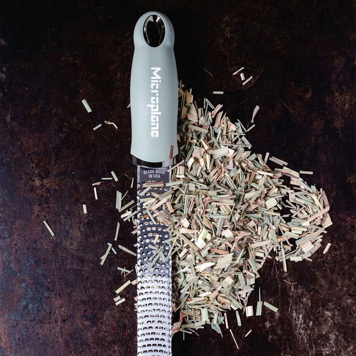 Microplane Premium Reibe / Zester, Salbei Grün 5 Microplane Premium Reibe / Zester, Salbei Grün – Bild 3