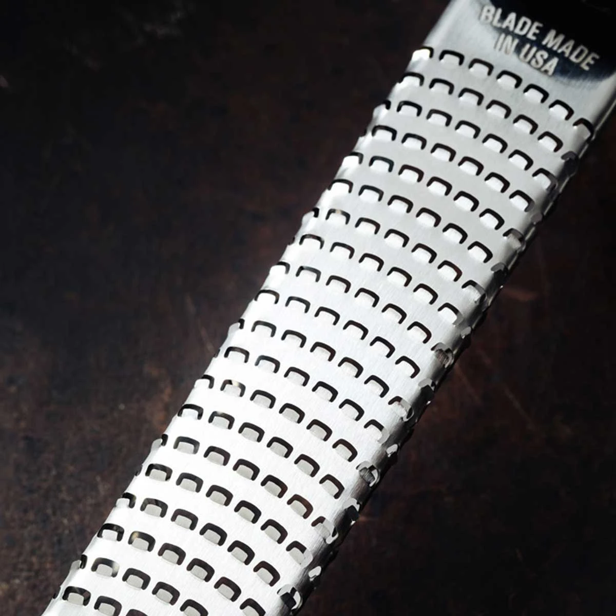 Microplane Premium Reibe / Zester, Salbei Grün 7 Microplane Premium Reibe / Zester, Salbei Grün – Bild 5