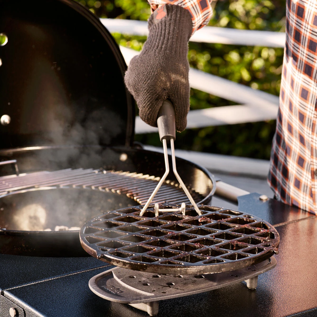 Weber Grillrostheber Für Gourmet BBQ System 5 Weber Grillrostheber Für Gourmet BBQ System – Bild 3